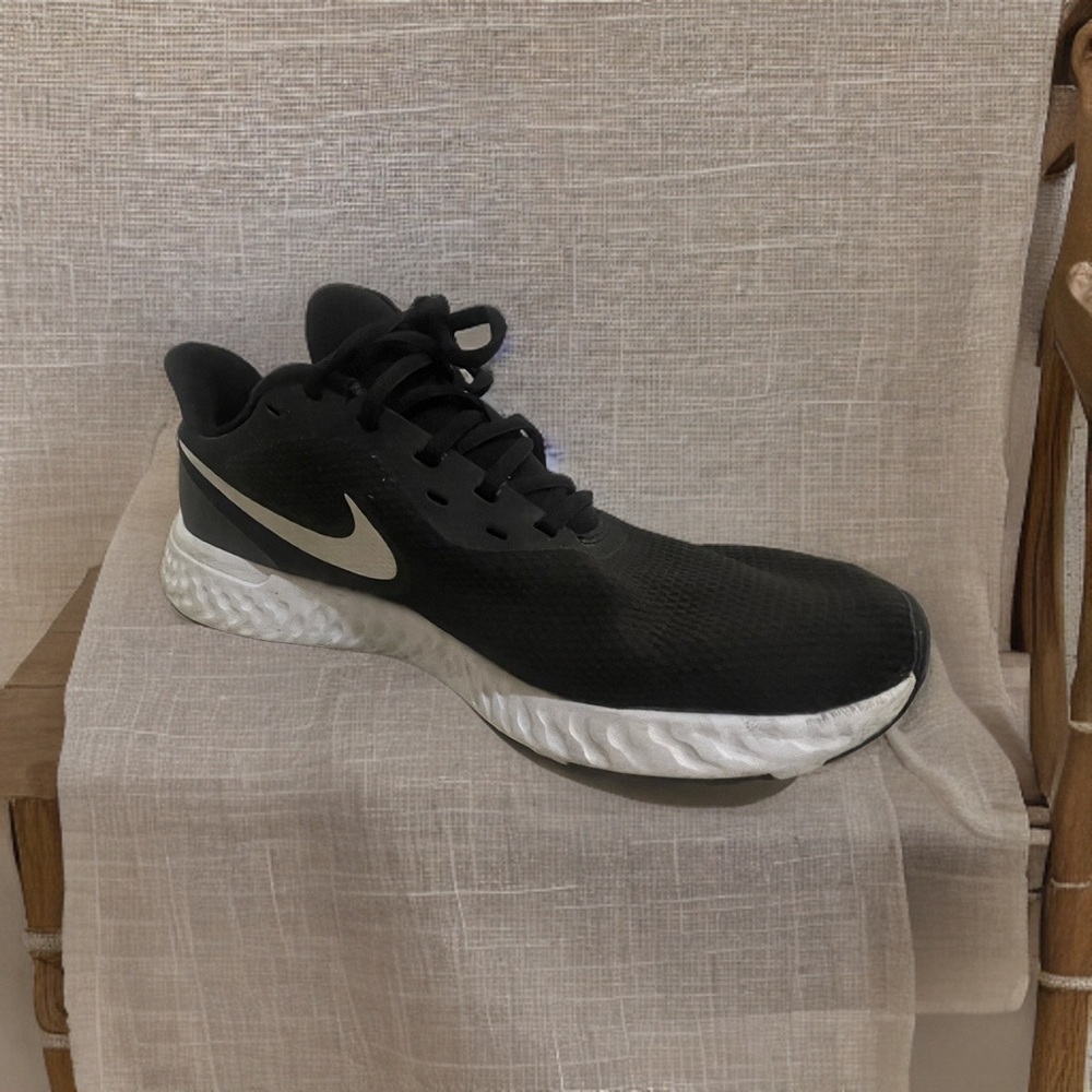 Nike shoes size 11